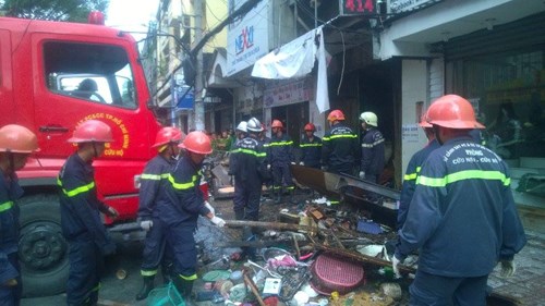 Cháy kinh hoàng tại TPHCM, 7 người chết