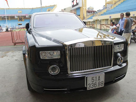 Đại gia và số phận những siêu xe Rolls Royce Phantom