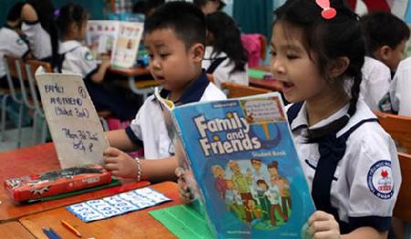 Đôi điều băn khoăn về “yếu tố Việt Nam” trong giáo trình tiếng Anh