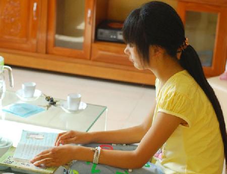 Bé gái 13 tuổi bị bán sang Trung Quốc để làm ‘vợ’